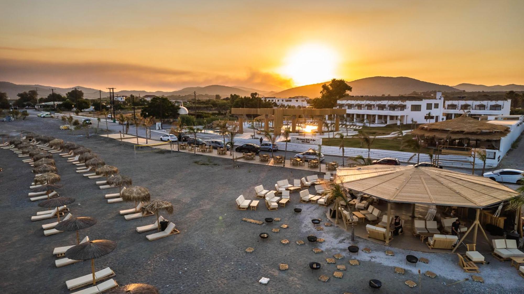 Alia Luxury Suites And Spa Haraki Dış mekan fotoğraf