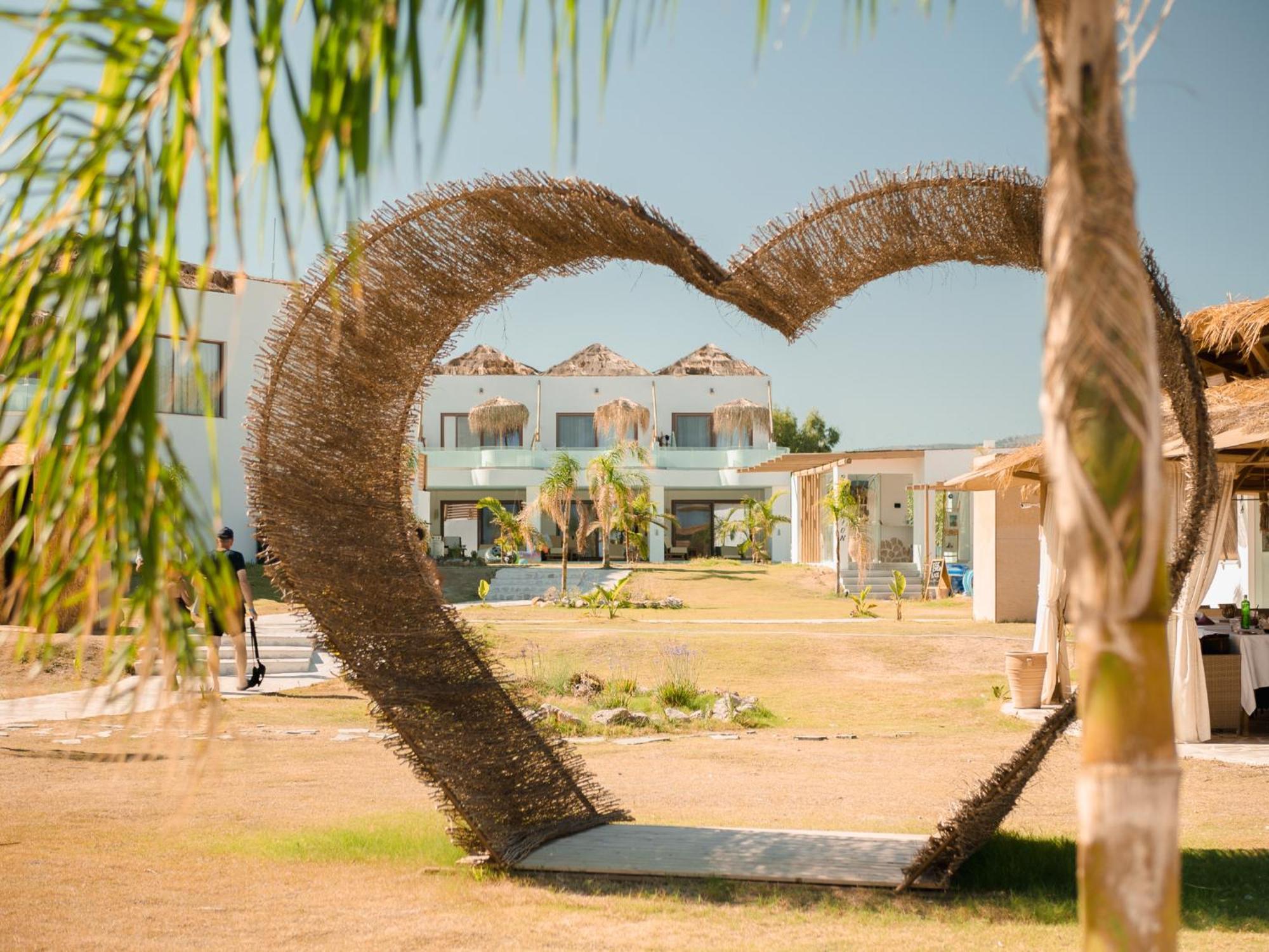 Alia Luxury Suites And Spa Haraki Dış mekan fotoğraf